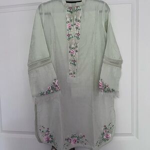 Pakistani indian shalwar kameez
